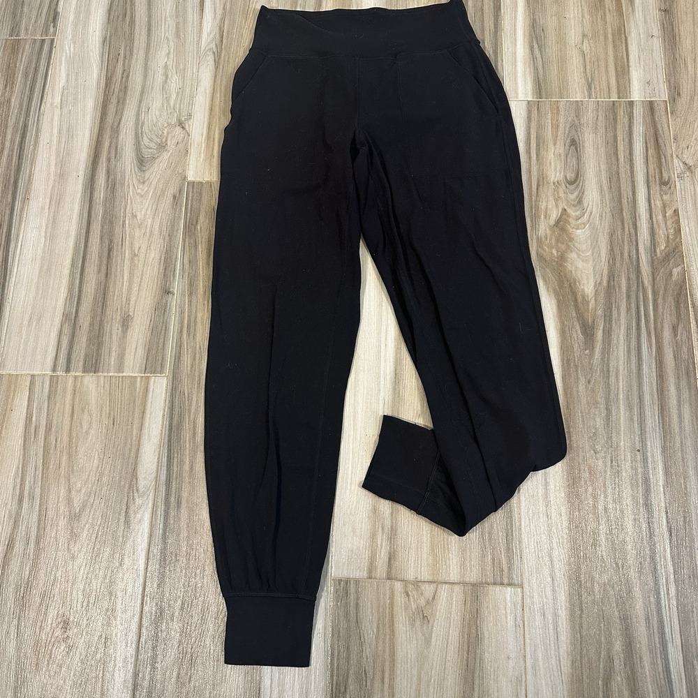 Lululemon Stretch High Rise Jogger Size 6X27.5 Black Casual Yoga Athleisure Nulu